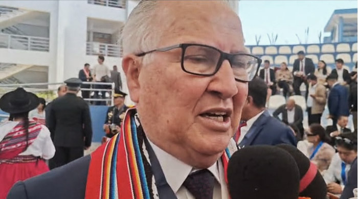 López Chau sobre negativa de autoridades de la UNAMBA para nombrar a docentes: “todo lo que está dentro de la ley debe cumplirse”